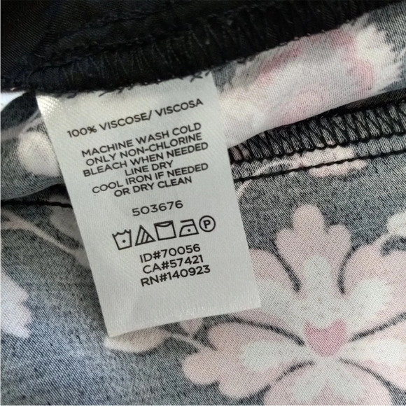 LOFT Beachy Boho Pink Floral Elastic Waist Pull On Summer Shorts - Picture 7 of 7